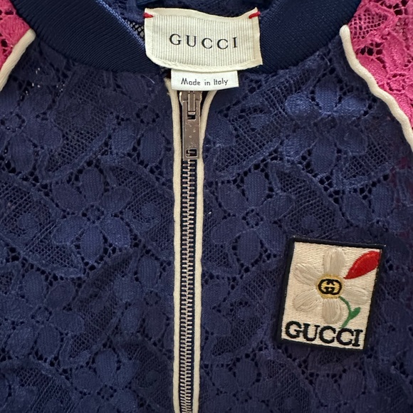 Gucci toddler lace jogging suit. - Picture 3 of 8